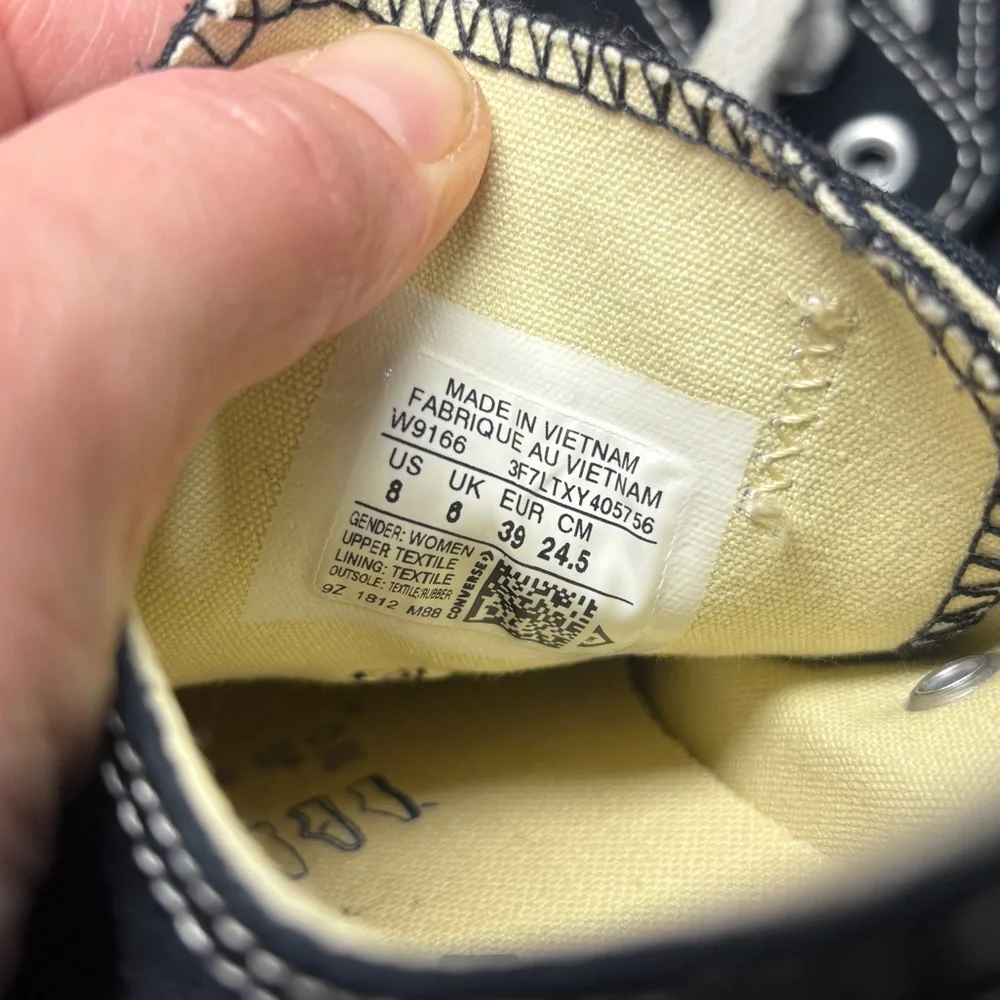 Converse Chuck Taylor All Star Black Ox Low Top Sneakers Unisex M Sz 6 W Sz 8 - Picture 6 of 7